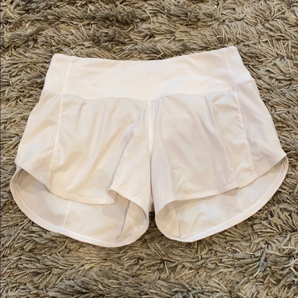 White lululemon shorts